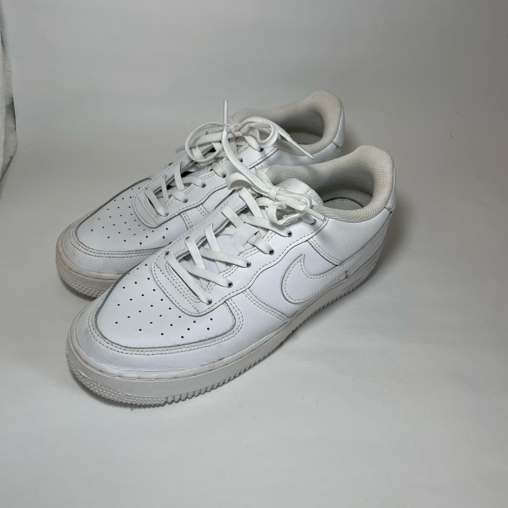 Nike White Low-Top Leather Sneakers